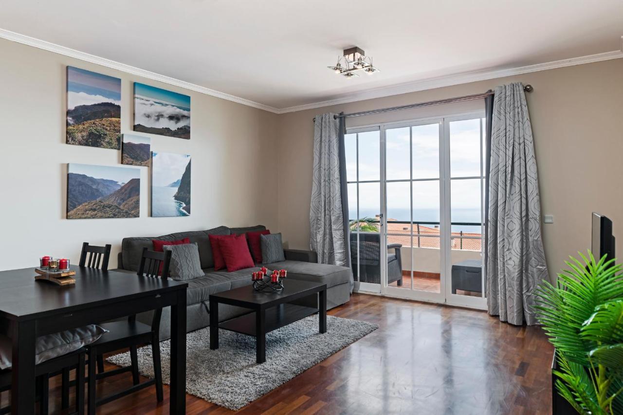 V By An Island Apartment Canico (Madeira)