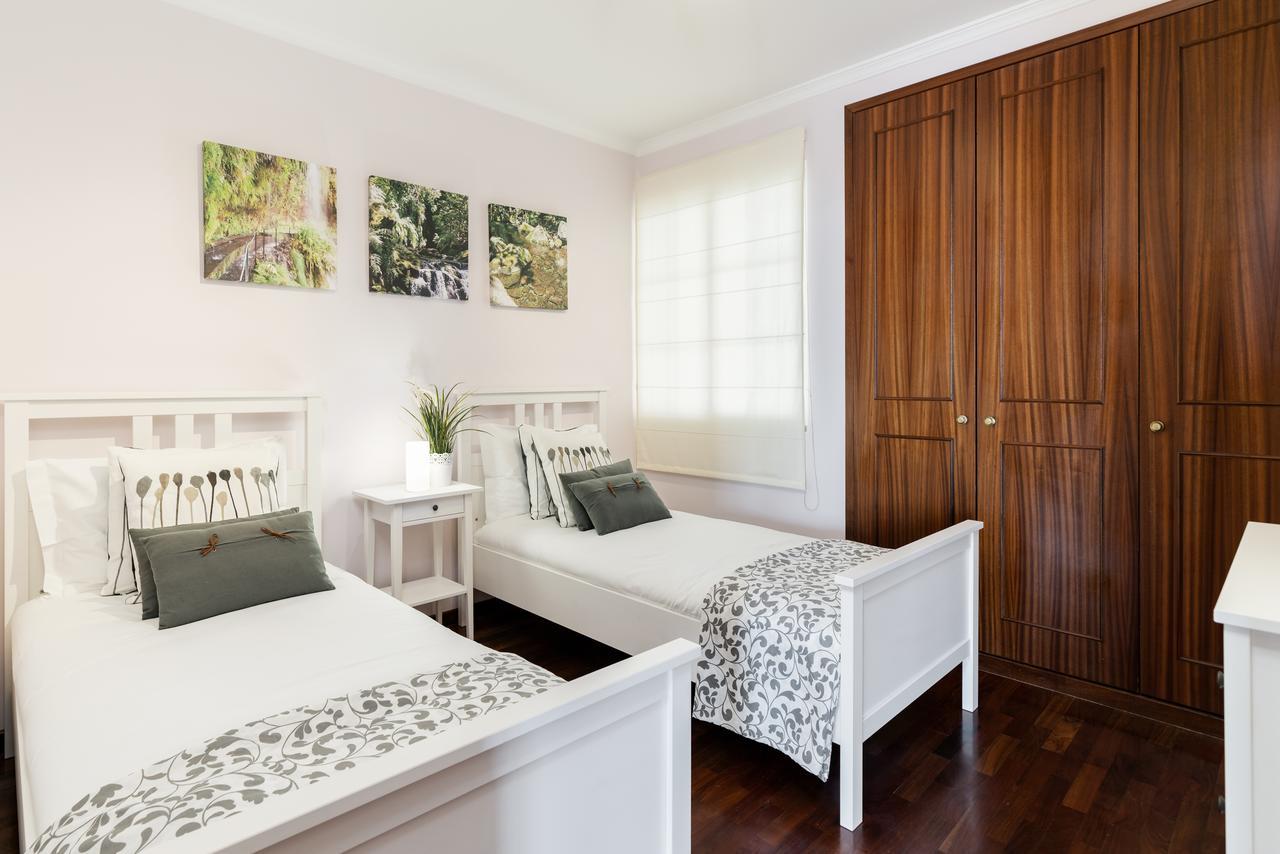 Apartment V By An Island Canico (Madeira)